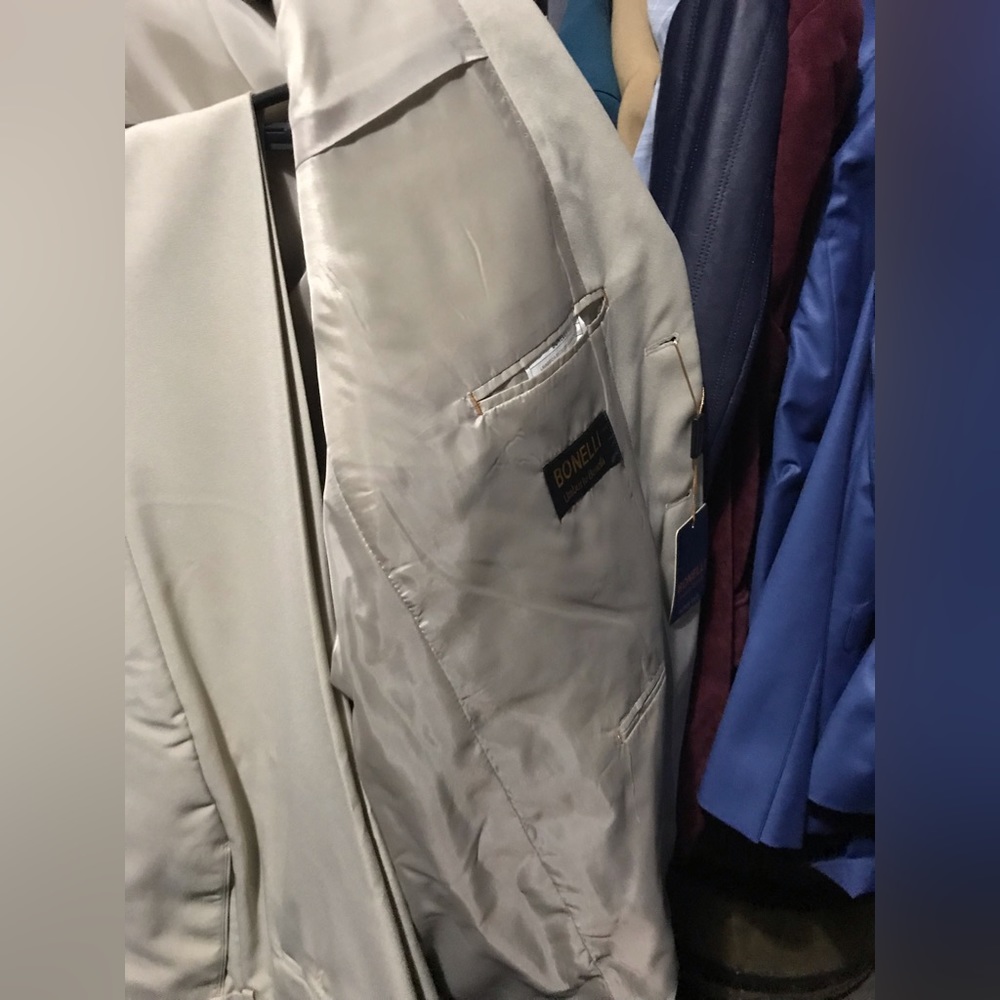 Umberio Bonelli Brand New With Tag 2-Piece Suit - Picture 8 of 11